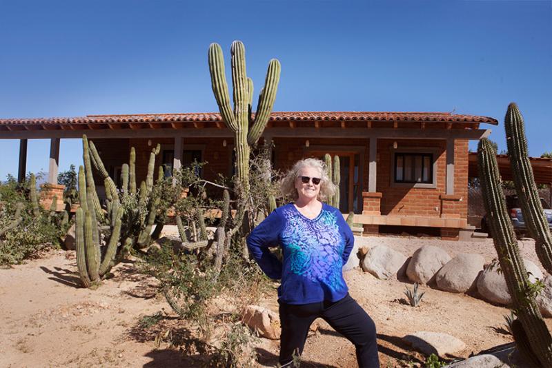 Margaret Lawson, Todos Santos.